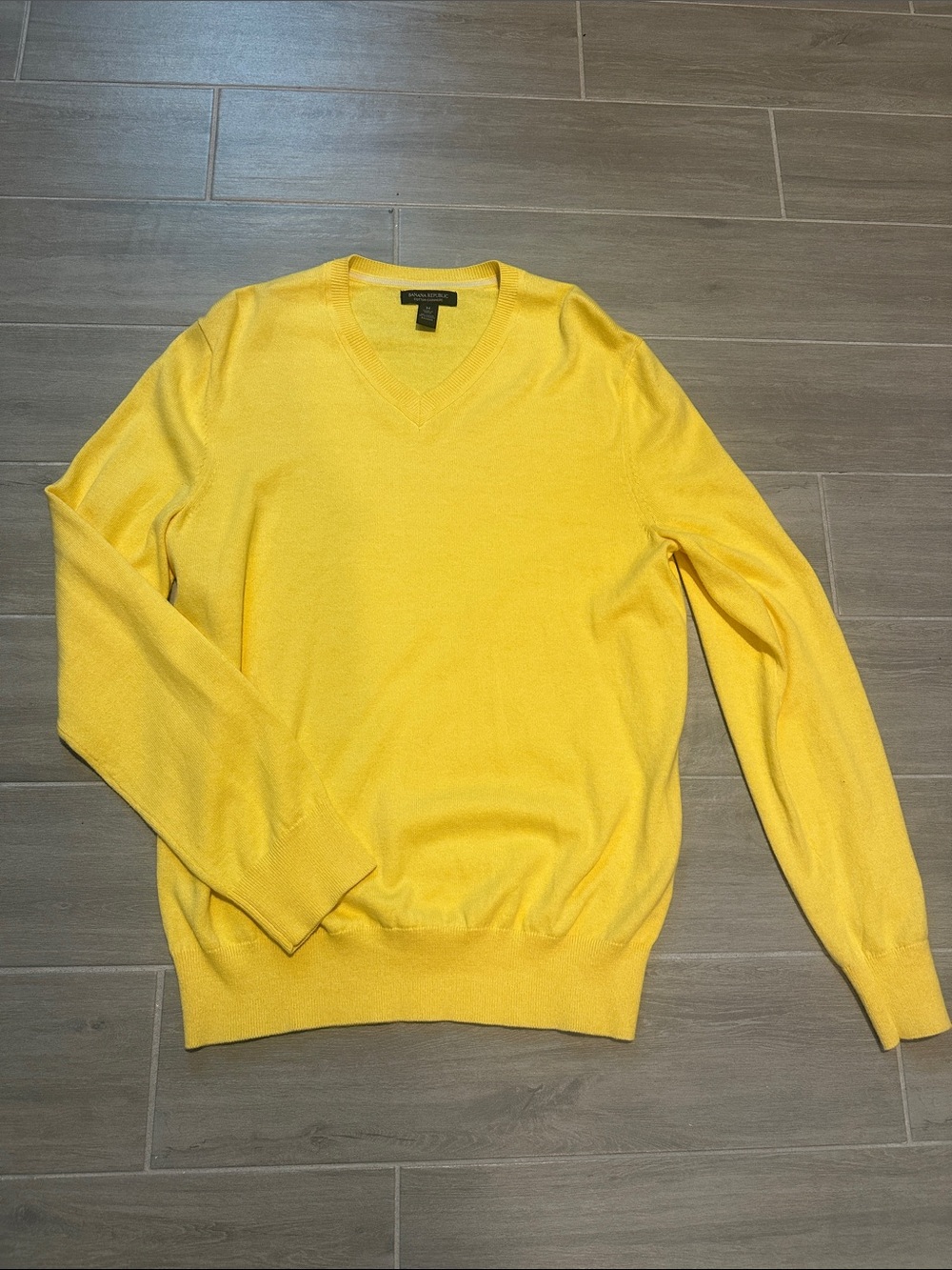 Banana Republic Men’s Bright Yellow V-Neck Sweater